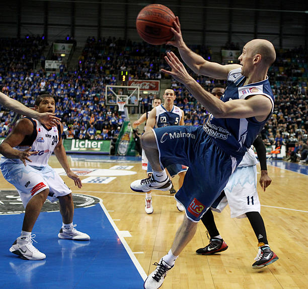 C罗若加盟 C罗若加盟