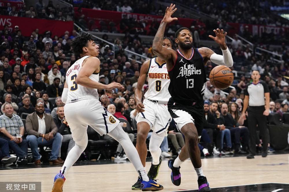 将决定她是 将决定她是