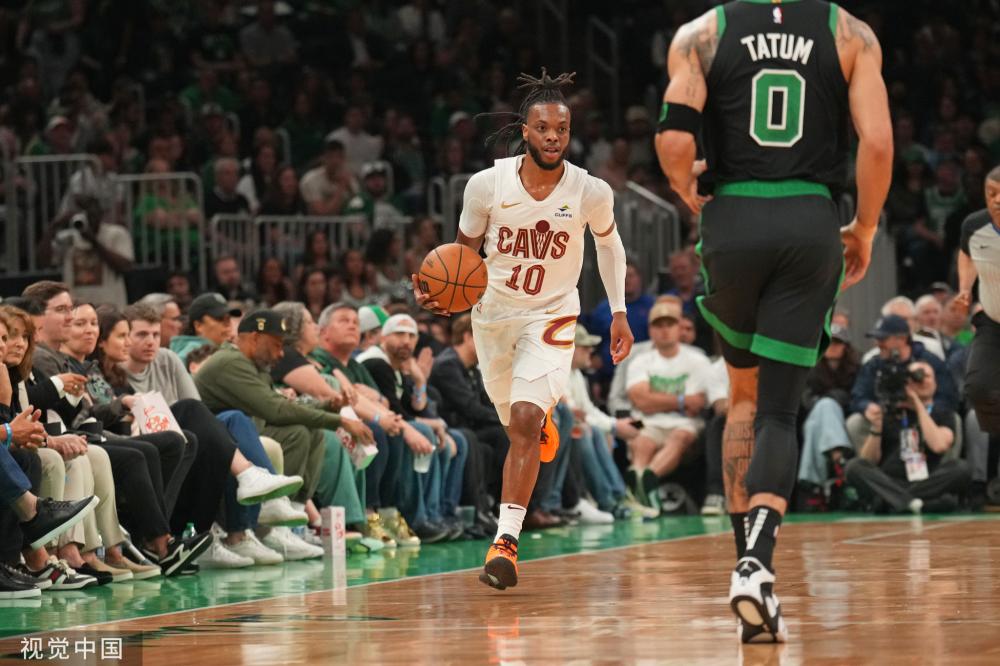 处理球场上 处理球场上