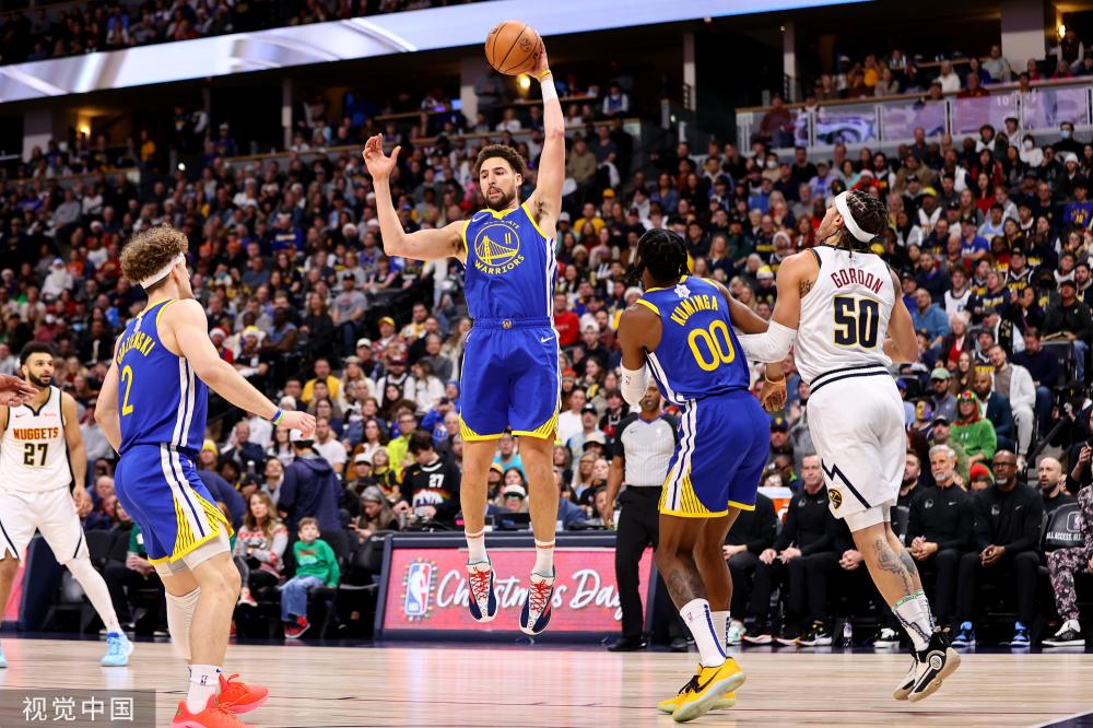 与投篮两端 与投篮两端