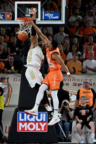 加起来还多 加起来还多